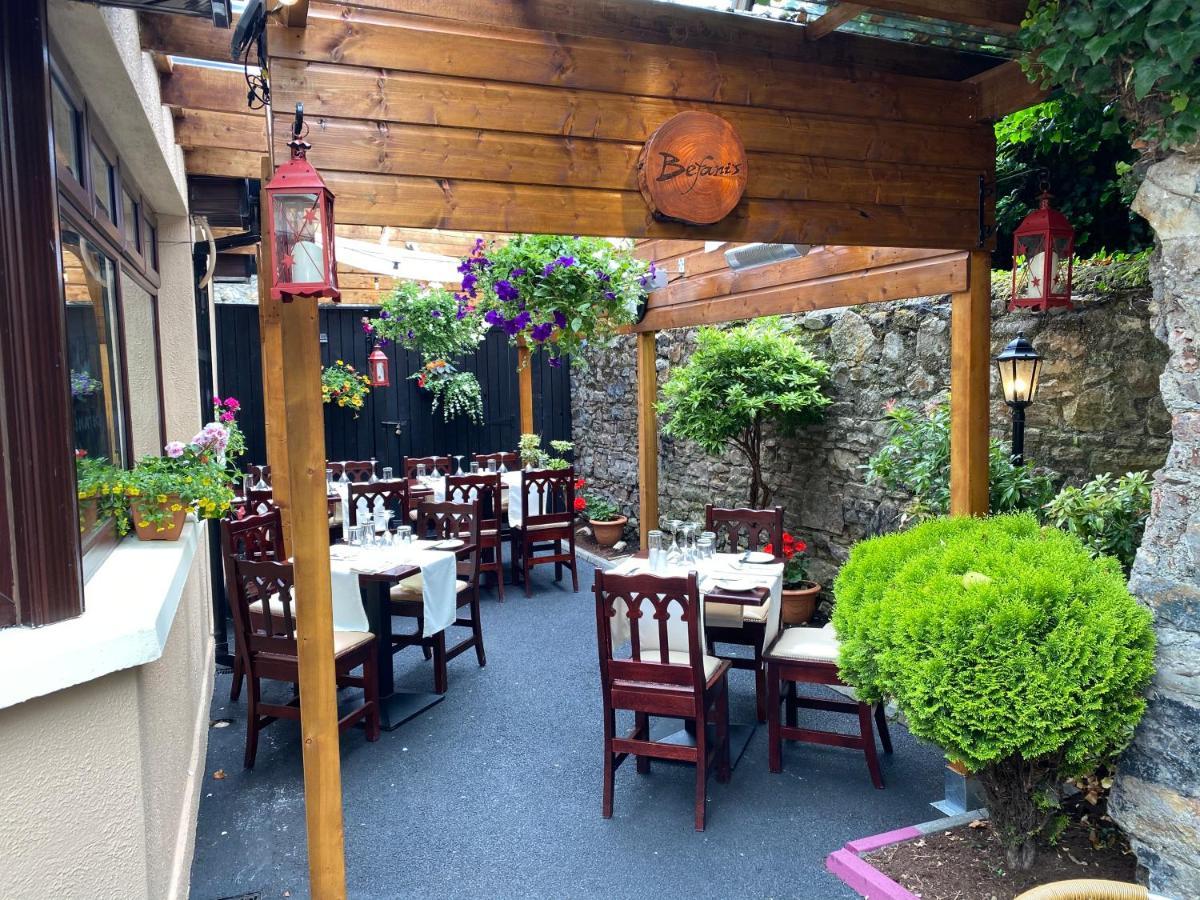 Befani'S Mediterranean Restaurant & Townhouse Клонмел Экстерьер фото